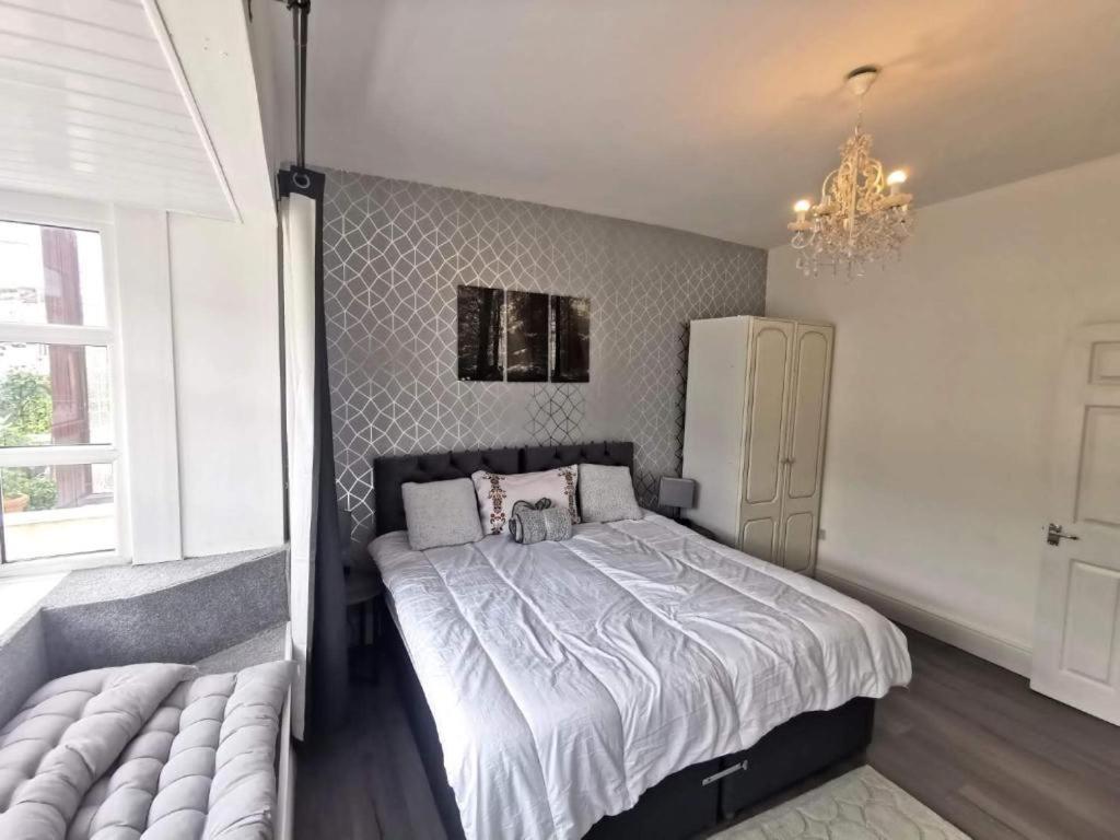 City Centre Room, Wifi, Share Facility Swansea Exterior photo